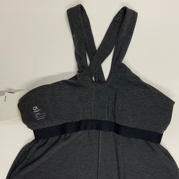GafFit Crossover Keyhole Athletic Tank - Picture 15 of 16